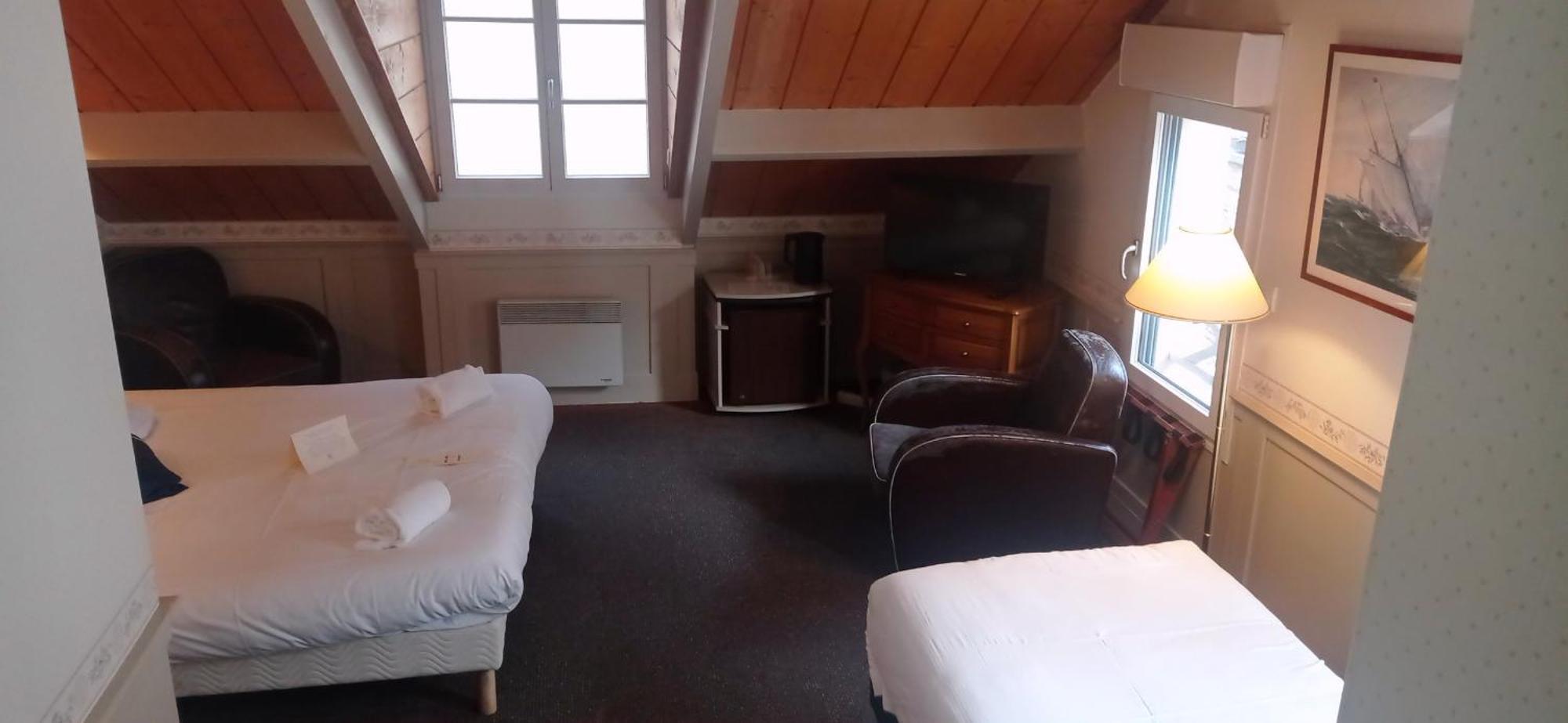 Le Querrien Otel Cancale Dış mekan fotoğraf