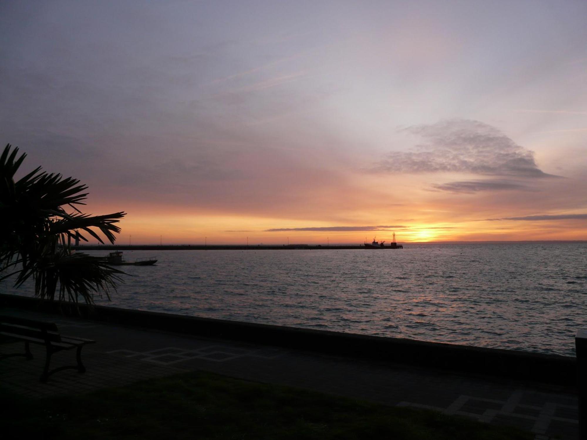 Le Querrien Otel Cancale Dış mekan fotoğraf