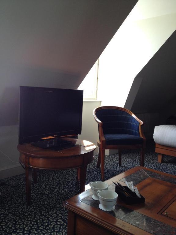 Le Querrien Otel Cancale Dış mekan fotoğraf