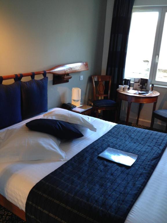 Le Querrien Otel Cancale Dış mekan fotoğraf
